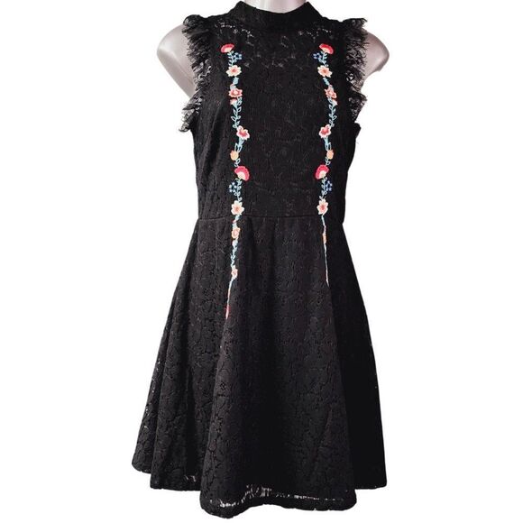 Altar'd State Dresses & Skirts - Black Lace Floral Embroidered Sleeveless Boho Cute Goth Country Prarie Dress Sm